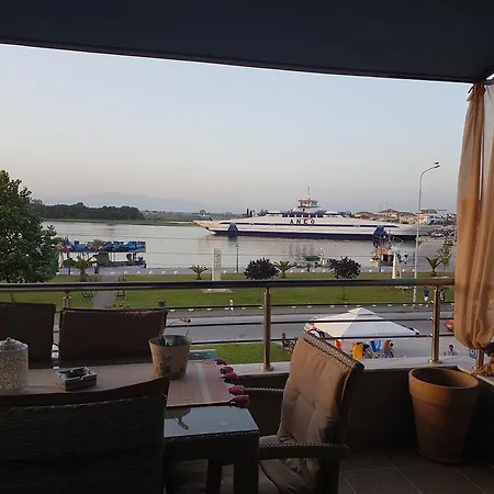 Lakis Luxury Apartment Keramoti  Exterior photo